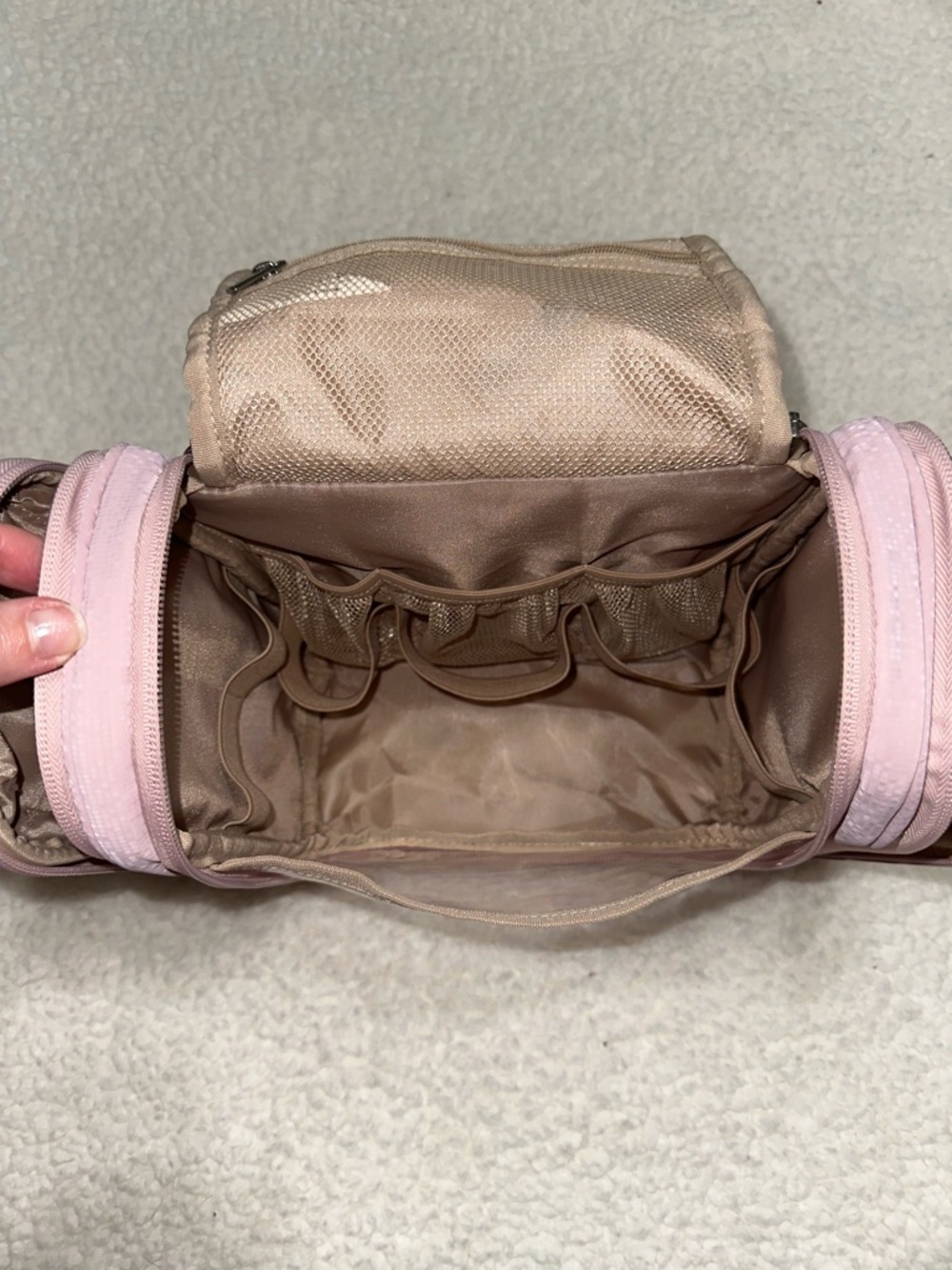 Bagsmart Pink Hanging Toiletry Bag - Picture 8 of 8